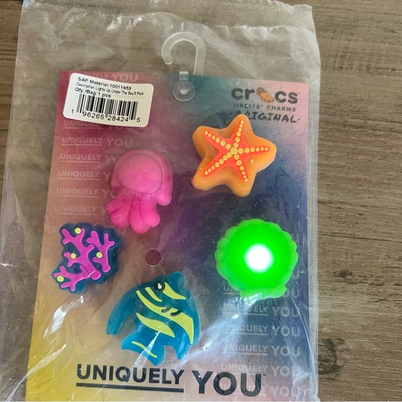 Crocs Jibbitz Charms Original Under The Sea Light Up Ocean 5 Pack New In Package - Picture 8 of 8